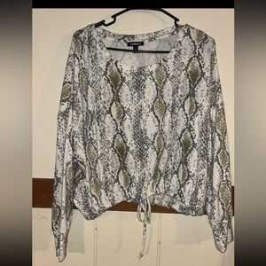 Express Crop sweater animal print size medium